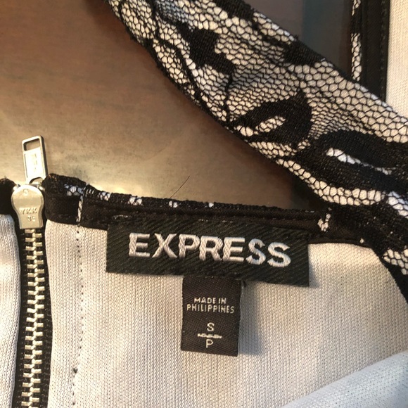 Express peplum top - Picture 2 of 3